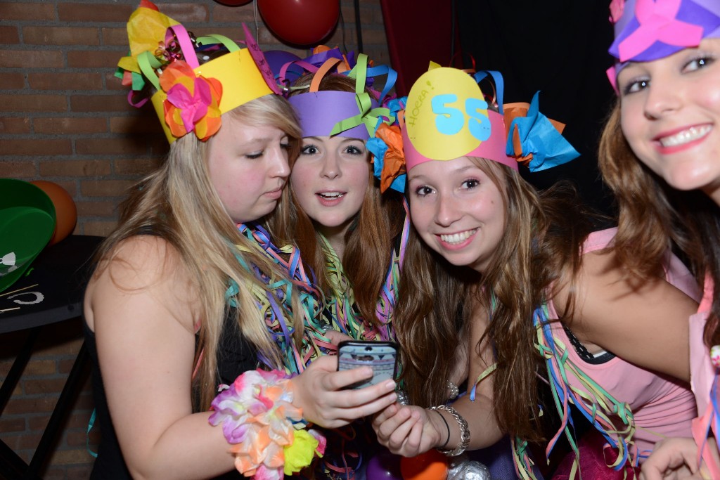 ../Images/Jubileum feest 5x11 213.jpg
